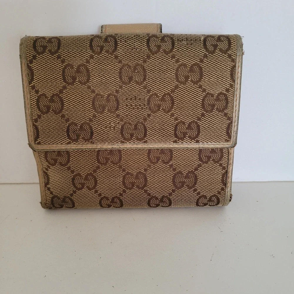 Gucci GG Supreme Canvas Bifold Wallet Tan Leather Monogram 212090-0959
